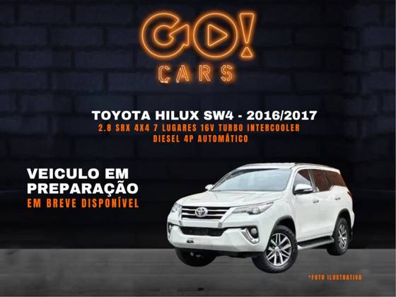 TOYOTA HILUX SW4 2.8 SRX 4X4 7 LUGARES 16V TURBO INTERCOOLER DIESEL 4P AUTOMÁTICO TOYOTA HILUX SW4 2.8 SRX 4X4 7 LUGARES 16V TURBO INTERCOOLER DIESEL 4P AUTOMÁTICO